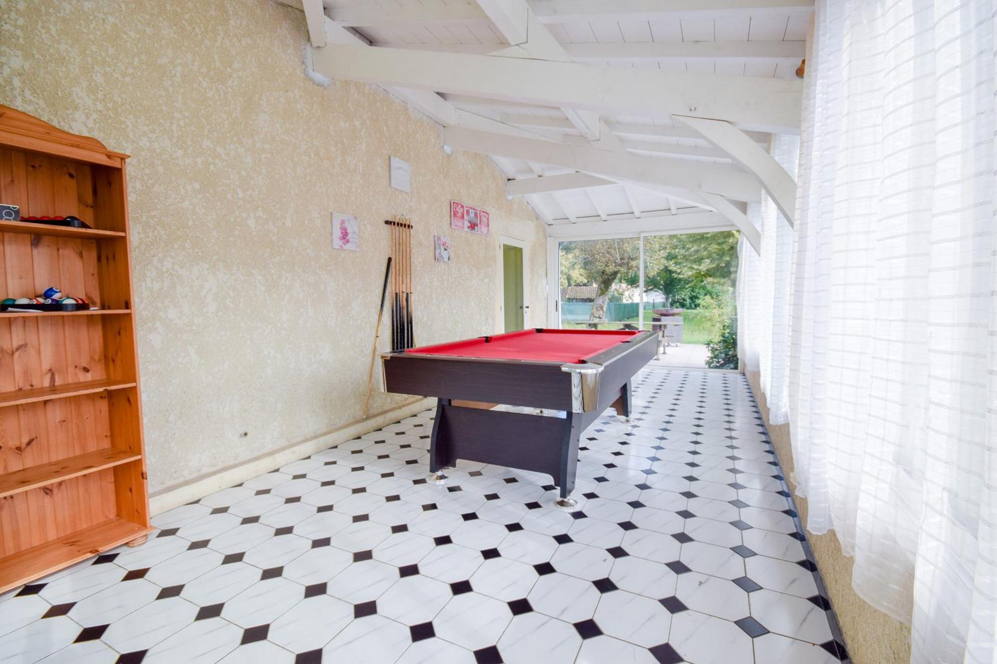 Villa Avec Piscine Et Billard Sabres Exteriör bild